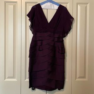 Beautiful cocktail dress, Adrianna Papell, size 4.